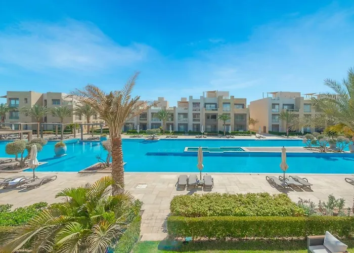 Sea View 2br Mangroovy Gouna I Swimming Pool And Red Sea